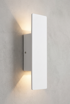 AluminaGlow Outdoor Wall Lantern – in-use room view
