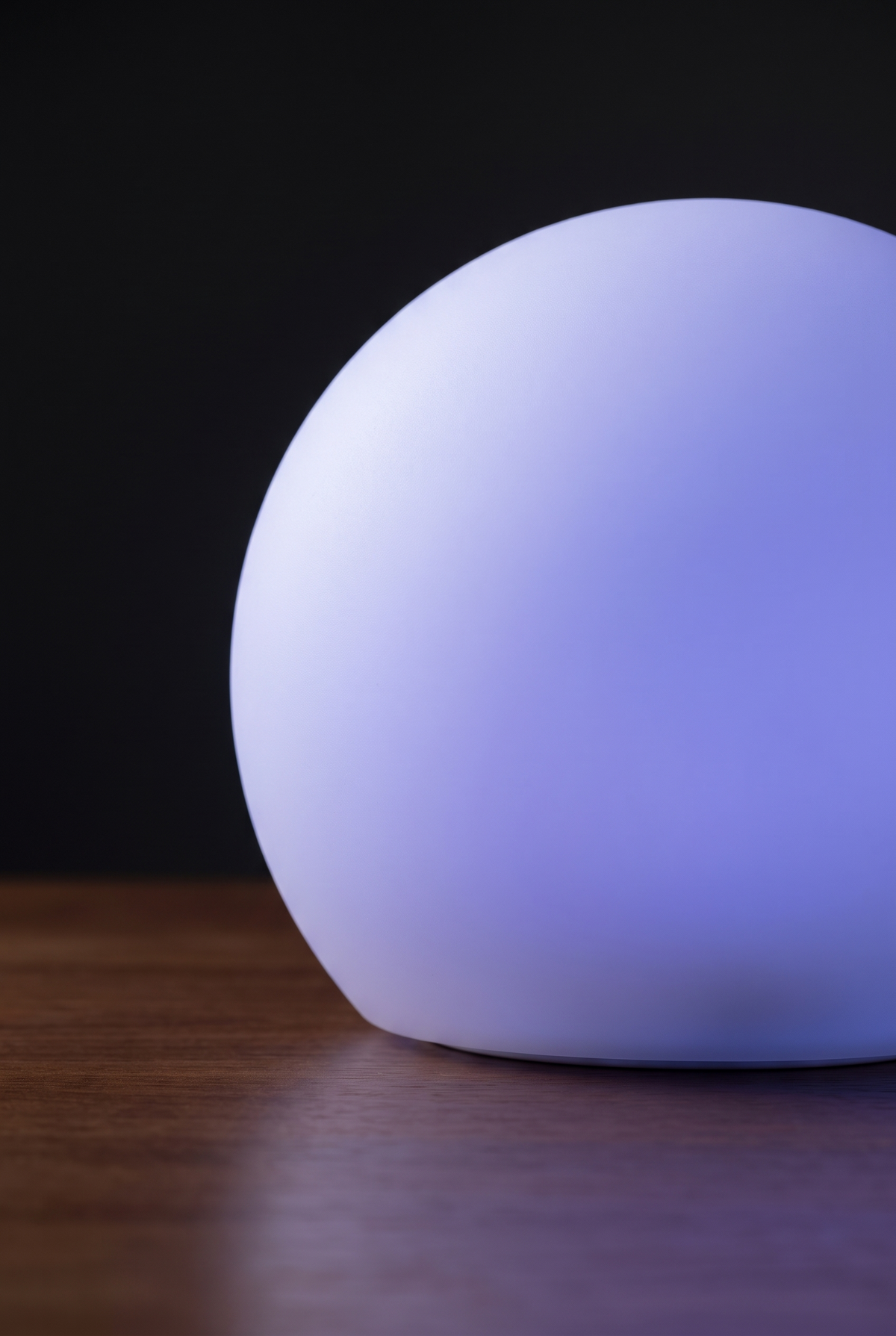 Lumosphere Portable Cordless Table Lamp – material and design detail