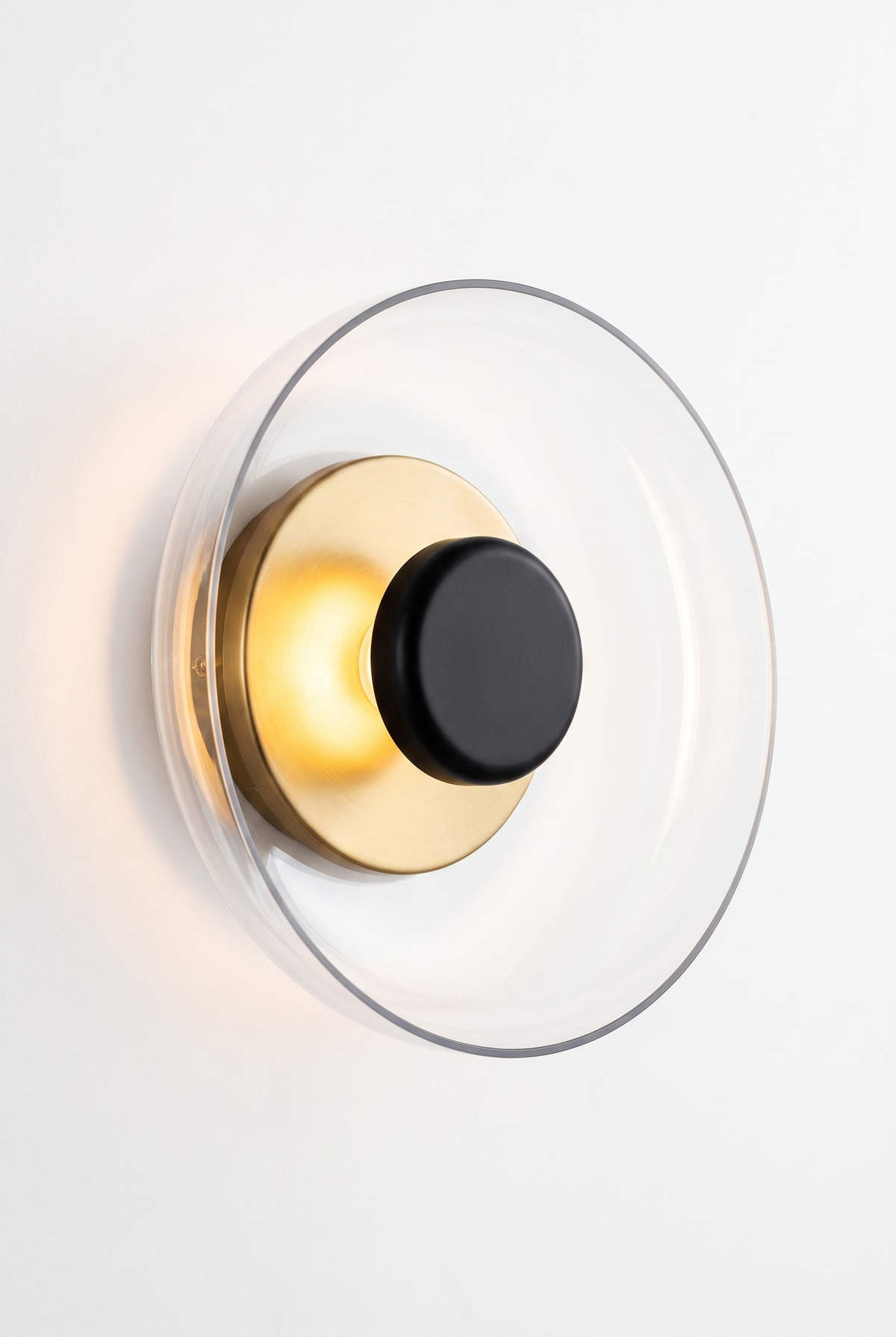 NordicGlow Glass Wall Sconce – material and design detail