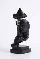 Artisculpt Abstract Resin Face Sculpture – front product view