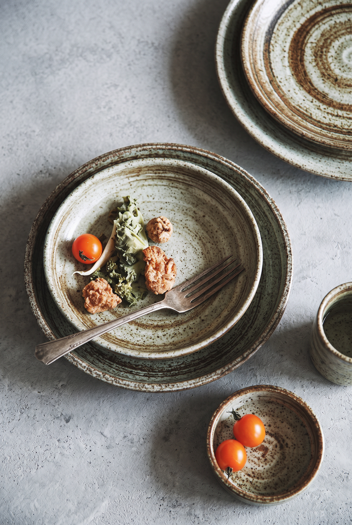 OceanicCeramics Dinnerware Set – angled product view