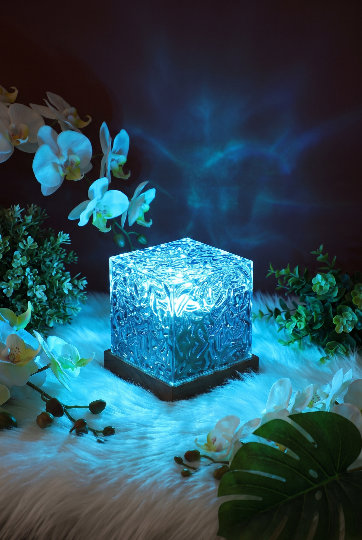 AuroraGlow Remote-Control LED Table Lamp – material and design detail